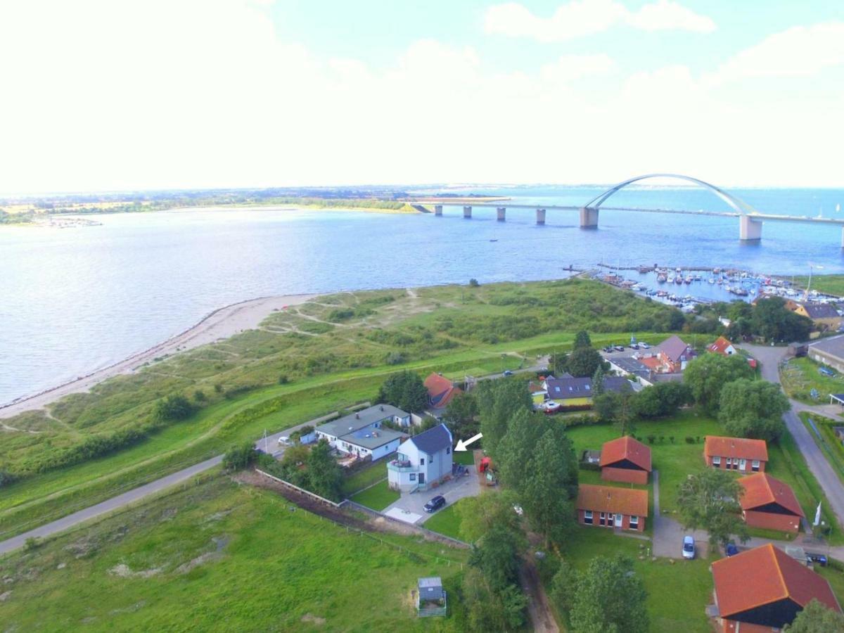 Ferienhaus Brueckenblick 12 A Fehmarnsund Luaran gambar